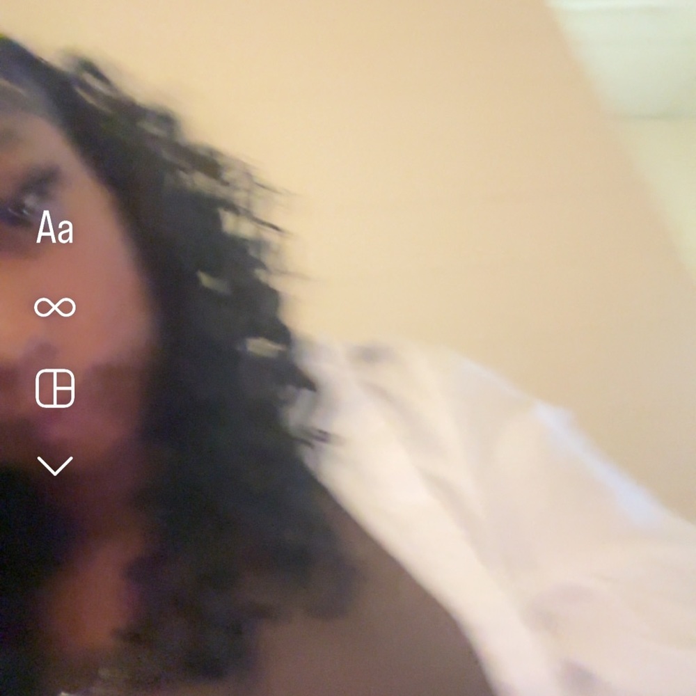 Meet your Posher, Teaira